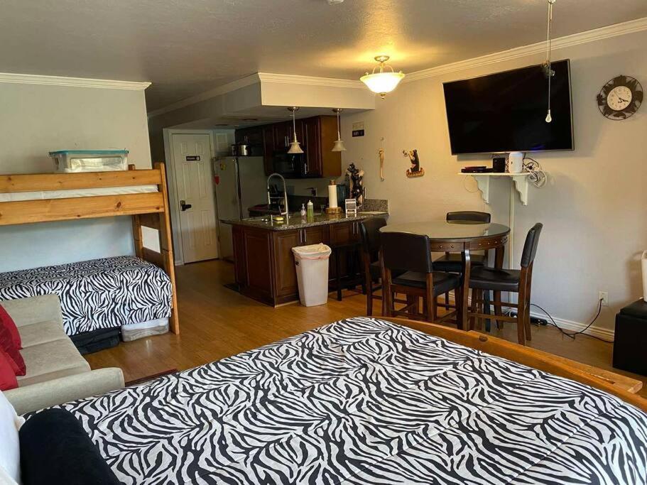 Apartment President Pool-spa Ski-in Out Gym, Sauna, Laundry, Bbq